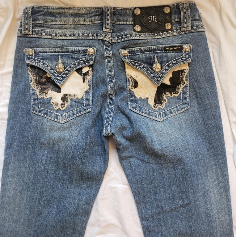 Miss Me Embroidered cowhide Boot cut  Blue Jeans Size 28, Cowgirl Jeans , Wester